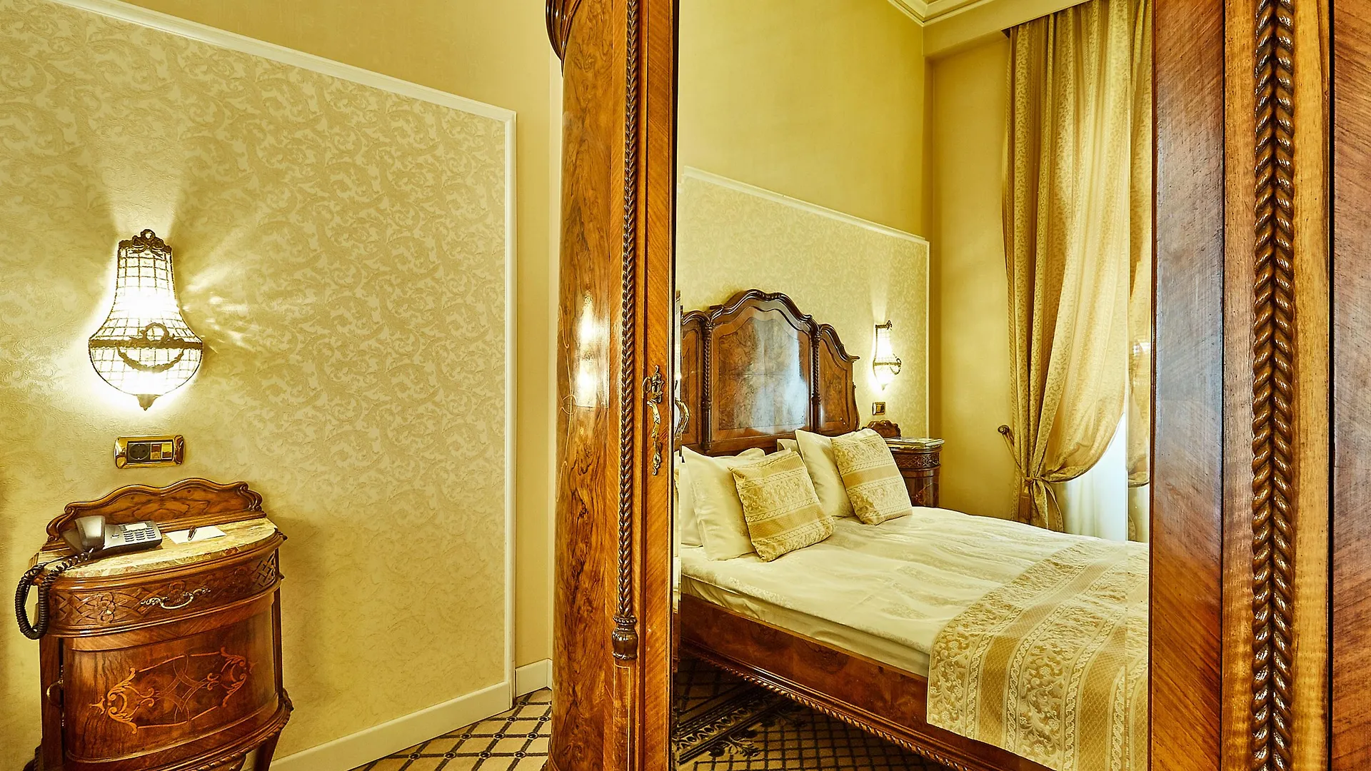 Grand Hotel Continental Bucuresti 5*, Bucharest