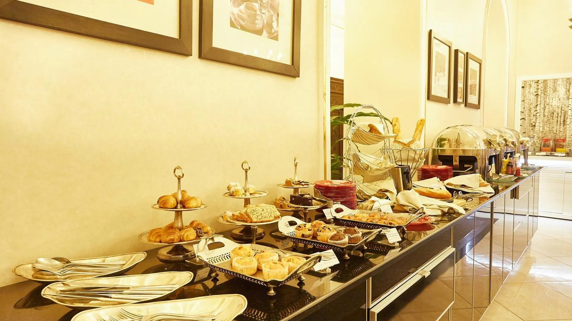 Grand Hotel Continental Bucuresti Romania